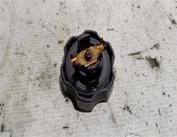 Крышка маслозаливной горловины для Mitsubishi Lancer IX (2000—2007)  запчасти бу