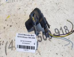 Датчик распредвала для Mercedes-Benz E-класс W210/S210 (1995—1999)  запчасти бу