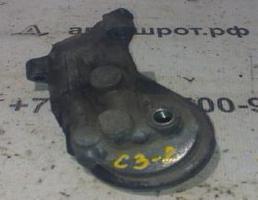 Кронштейн масляного фильтра для Audi 100 C3 (1982—1988)  запчасти бу