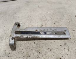 Крышка декоративная для Nissan Maxima A32 (1994—2000)  запчасти бу