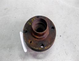 Ступица передняя для VOLKSWAGEN Golf Mk2 (1983—1992)  запчасти бу