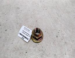 Гайка крепления ступицы задней для Mazda 626 GD (1987—1996)  запчасти бу