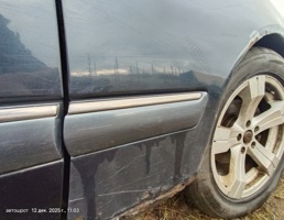 Молдинг крыла переднего правого для Mercedes-Benz E-класс W210/S210 (1995—1999)  запчасти бу