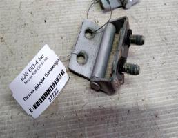 Петля двери багажника для Mazda 626 GD (1987—1996)  запчасти бу