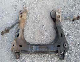 Балка подмоторная для Audi 100 C3 (1982—1988)  запчасти бу