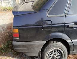 Крыло заднее правое для VOLKSWAGEN Passat B3 (1988—1993)  запчасти бу