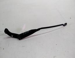 Поводок стеклоочистителя переднего для Audi 80 B3 (1986—1991)  запчасти бу