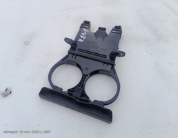 Подстаканник для Toyota Chaser X80 (1988—1992)  запчасти бу