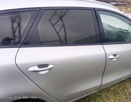 Дверь задняя правая для KIA Ceed JD (2012—2015)  запчасти бу