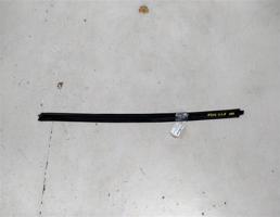 Молдинг стекла двери передней левой для Peugeot 206 I (1998—2012)  запчасти бу