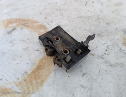 Замок двери передней правой для Audi 80 B4 (1991—1996)  запчасти бу