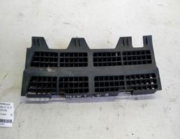 Жабо правая для Mitsubishi Pajero II рестайлинг (1997—2004)  запчасти бу