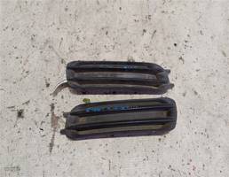 Решетка в бампер пара для BMW 3 серия E46 (1998—2003)  запчасти бу