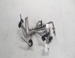 Трубка радиатора печки для Mercedes-Benz E-класс W124/S124/C124/A124 (1984—1997)  запчасти бу