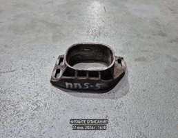 Кронштейн ДВС передний для VOLKSWAGEN Passat B5 (1996—2001)  запчасти бу