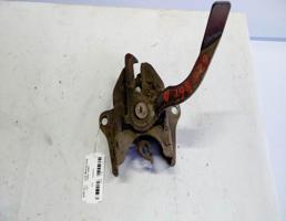 Замок капота для Mazda 626 GC (1982—1987)  запчасти бу