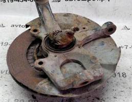 Кулак поворотный передний левый для Mitsubishi Pajero II (1991—1997)  запчасти бу