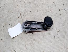 Ручка стеклоподъемника для Audi 80 B3 (1986—1991)  запчасти бу