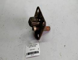 Замок капота для Mercedes-Benz W123 W123/V123/C123/S123 (1975—1986)  запчасти бу