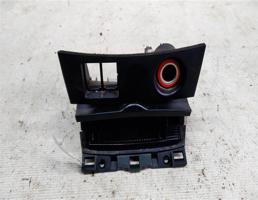 Пепельница передняя для Mazda 3 BK (2003—2006)  запчасти бу