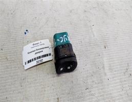 Кнопка блокировки дверей для Ford Focus I (1998—2004)  запчасти бу