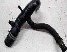 Патрубок водяной для VOLKSWAGEN Caddy III (2004—2010)  запчасти бу