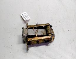 Ограничитель двери передней для Mercedes-Benz C-класс W202/S202 (1993—1997)  запчасти бу