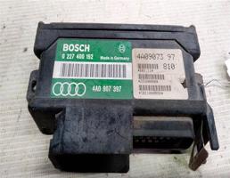 ЭБУ зажиганием для Audi 100 C4 (1990—1994)  запчасти бу