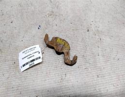 Уравнитель стояночного тормоза для Audi A6 C4 (1994—1997)  запчасти бу