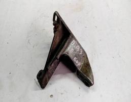 Кронштейн насоса ГУРа для VOLKSWAGEN Passat B3 (1988—1993)  запчасти бу