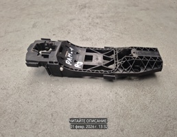 Крепление ручки двери наружней задней правой для Skoda Rapid I (2012—2017)  запчасти бу