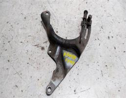 Натяжитель ремня (планка, болт) генератора для Toyota Crown S130 (1987—1999)  запчасти бу