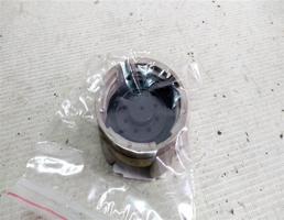 Крышка бачка расширительного ДВС для Audi 100 C4 (1990—1994)  запчасти бу