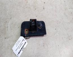 Ответная часть замка багажника для Mercedes-Benz E-класс W124/S124/C124/A124 (1984—1997)  запчасти бу