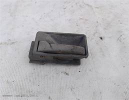 Крючок двери левой для Opel Kadett E (1984—1989)  запчасти бу