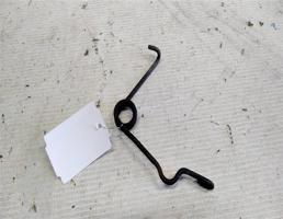 Пружина замка капота для Opel Vectra B (1995—2000)  запчасти бу