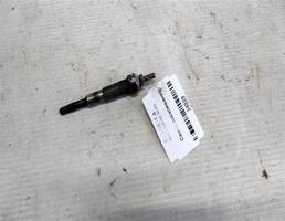 Свеча накаливания для Mazda 626 GE (1991—1997)  запчасти бу