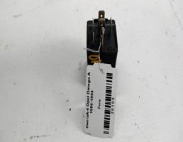 Реле для Opel Omega A (1984—1994)  запчасти бу