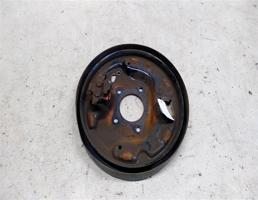 Защита колодок задняя правая для Toyota Camry XV20 (1994—2002)  запчасти бу