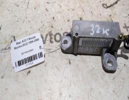 Датчик удара для Nissan Maxima A32 94-00г  запчасти бу