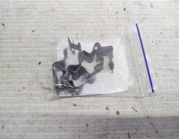 Фиксатор тросика печки для Audi 90 B2 (1984—1987)  запчасти бу