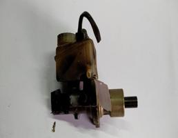 Цилиндр тормозной главный для Mercedes-Benz E-класс W124/S124/C124/A124 (1984—1997)  запчасти бу