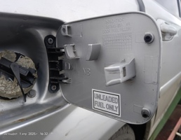 Лючок топливного бака для Chevrolet Lacetti I (2004—2013)  запчасти бу