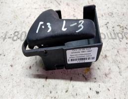 Крючок двери передней левой для VOLKSWAGEN Golf Mk3 (1991—2000)  запчасти бу