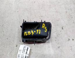 Крючок двери задней правой для VOLKSWAGEN Passat B3 (1988—1993)  запчасти бу