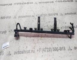 Рампа топливная для VOLKSWAGEN Golf Mk3 (1991—2000)  запчасти бу