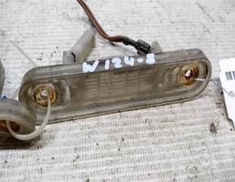 Фонарь подсветки номера для Mercedes-Benz E-класс W124/S124/C124/A124 (1984—1997)  запчасти бу