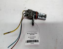 Датчик коленвала для Honda Fit 01-02г  запчасти бу