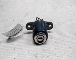 Кнопка открывания багажника личинка для Audi 100 C3 (1982—1988)  запчасти бу