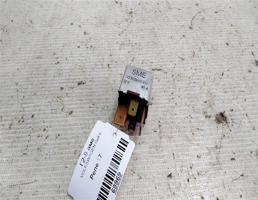 Реле 17 для VOLKSWAGEN Golf Mk2 (1983—1992)  запчасти бу